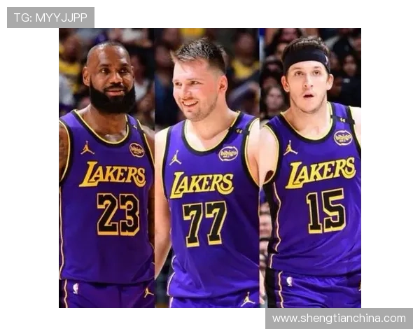 詹姆斯复出带领湖人力克勇士 湖人迎来五连胜球队士气高涨